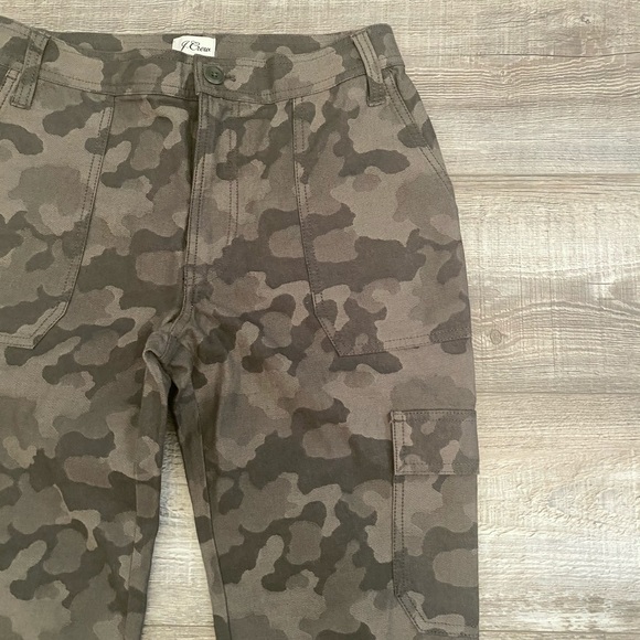 J. Crew 25P high rise green camo cargo pant NWT - Picture 3 of 9